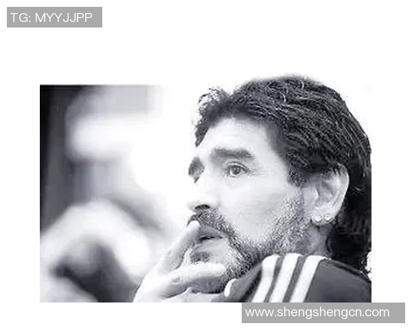 足球明星亚历山大如何在绿茵场上书写传奇人生与辉煌成就